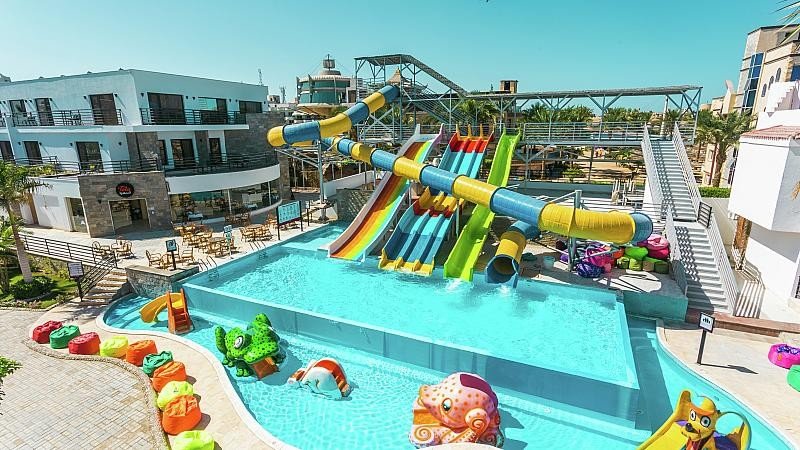 Hurghada utazás La Rosa Waves