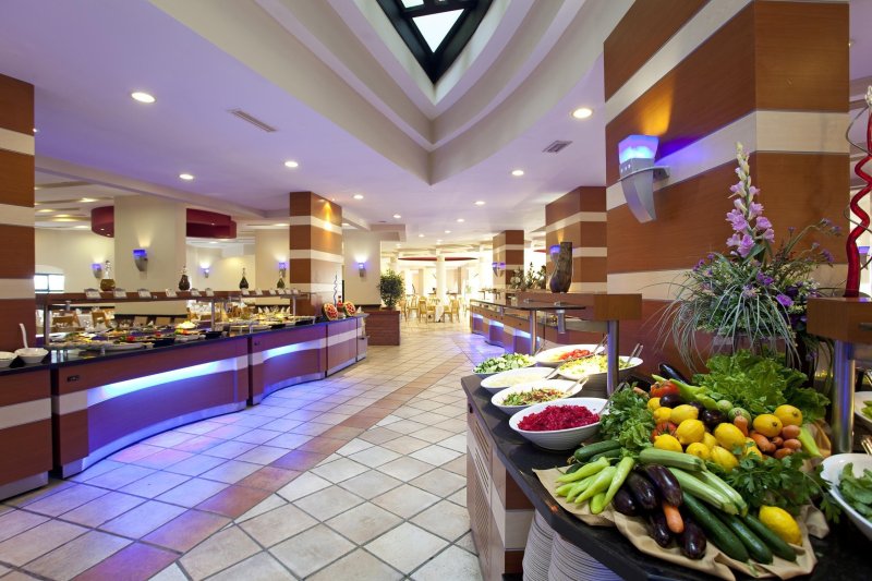 Belek utazás Limak Arcadia