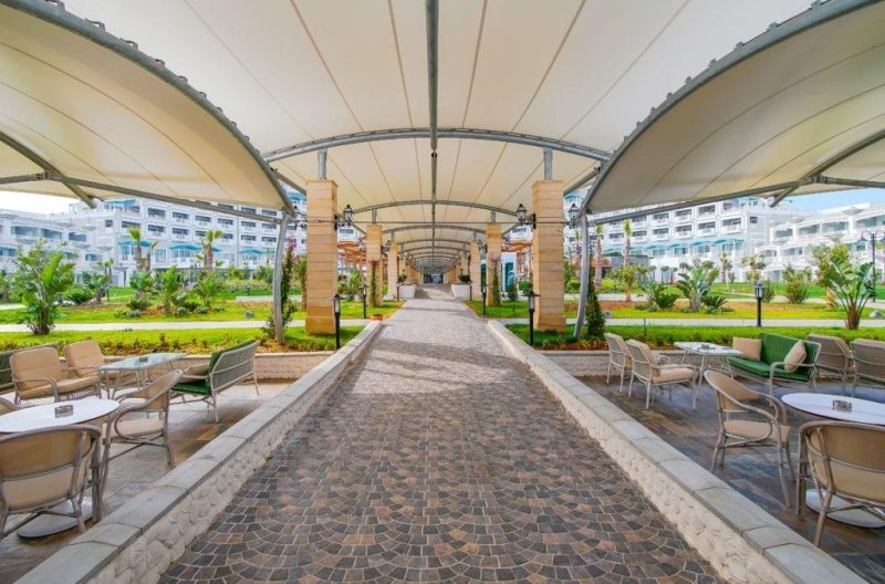 Észak-Ciprus utazás Limak Cyprus Deluxe Hotel