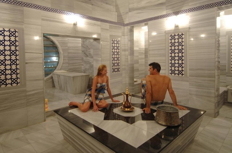 Antalya utazás Limak Lara Deluxe