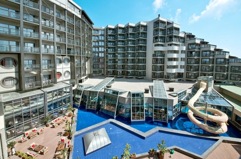 Antalya utazás Limak Lara Deluxe