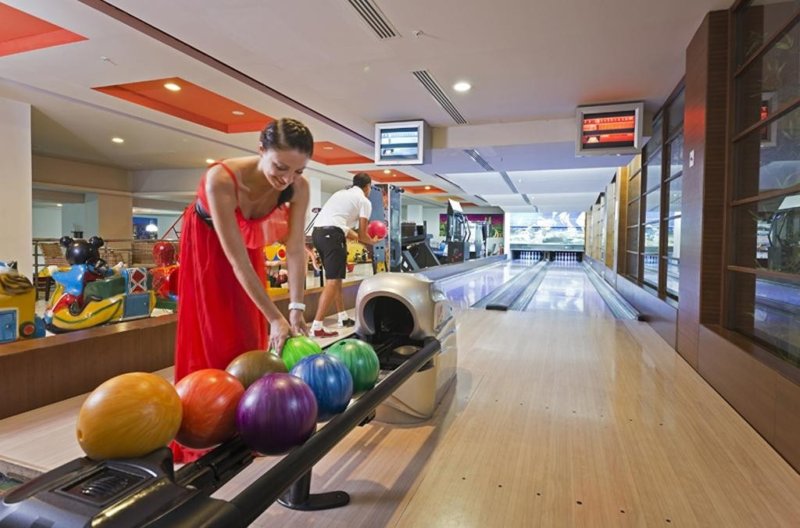 Antalya utazás Limak Lara Deluxe