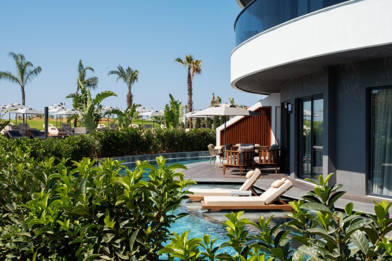 Side utazás Liu Resort