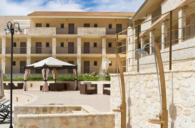 Kefalónia utazás Magnolia Resort