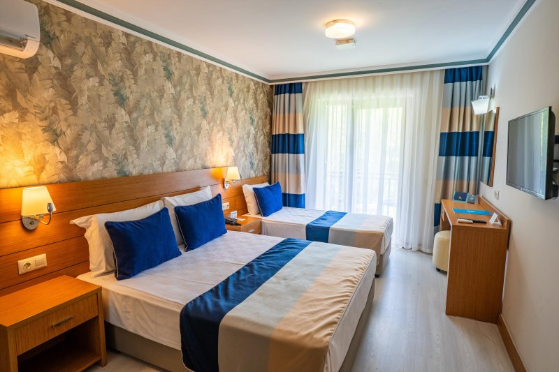 Side utazás Master Family Club