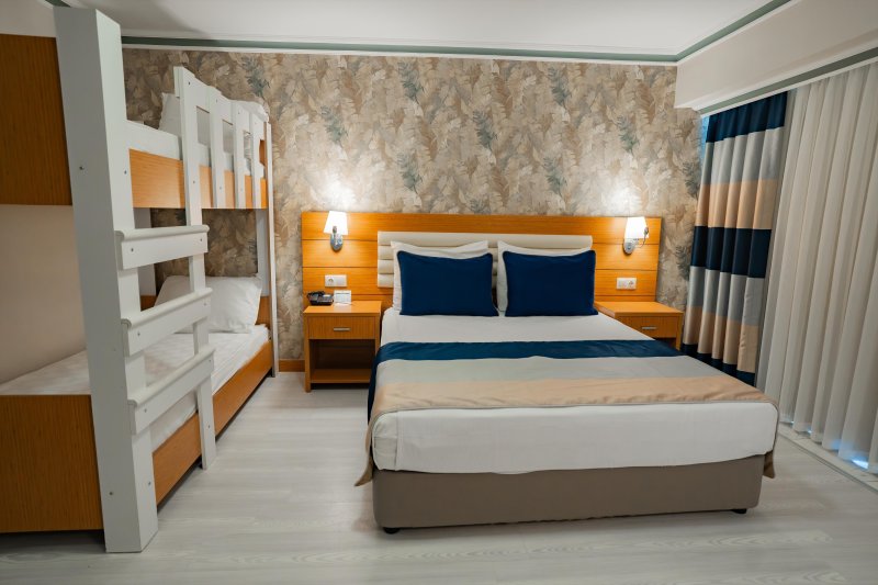 Side utazás Master Family Club