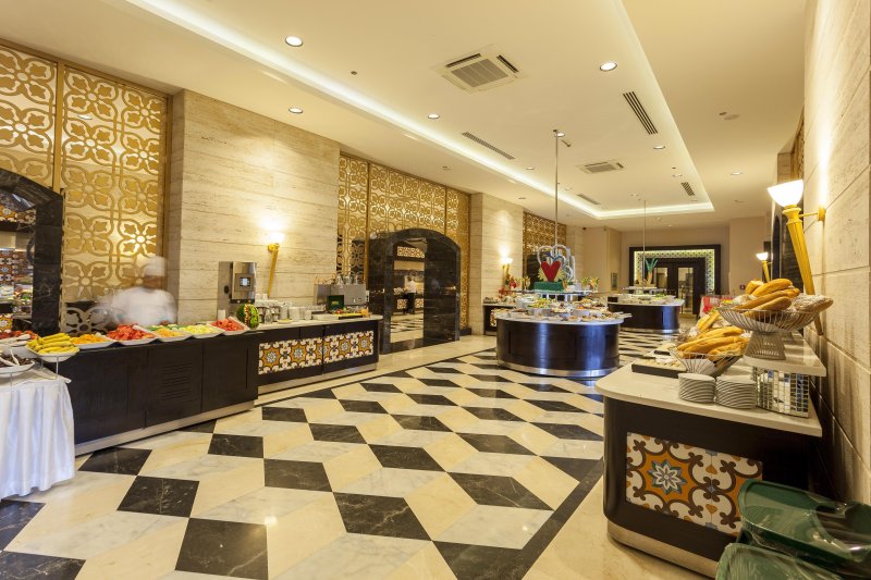 Antalya utazás Melas Lara