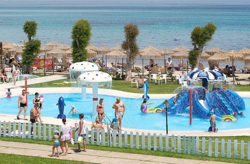 Korfu utazás Mitsis Messonghi