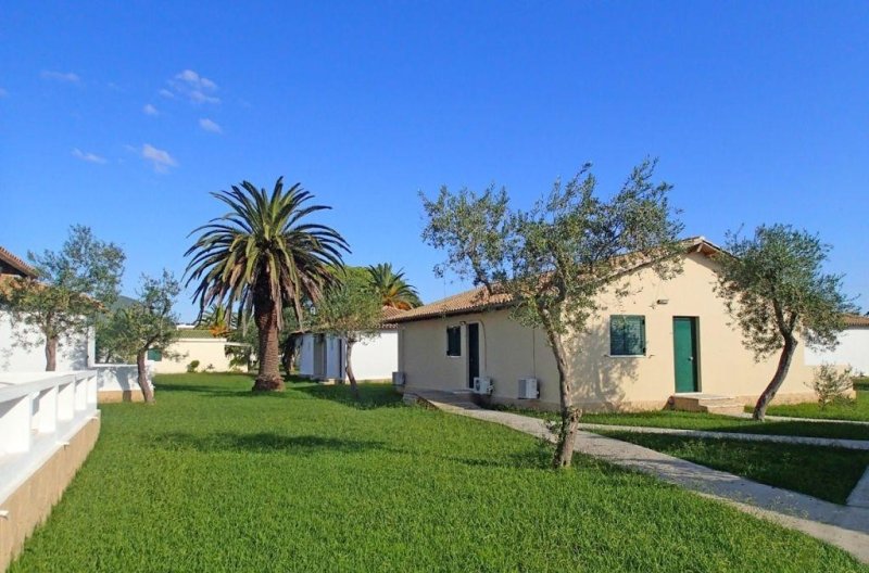 Korfu utazás Mitsis Messonghi