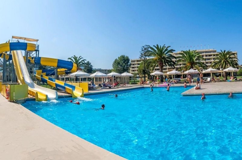 Korfu utazás Mitsis Messonghi