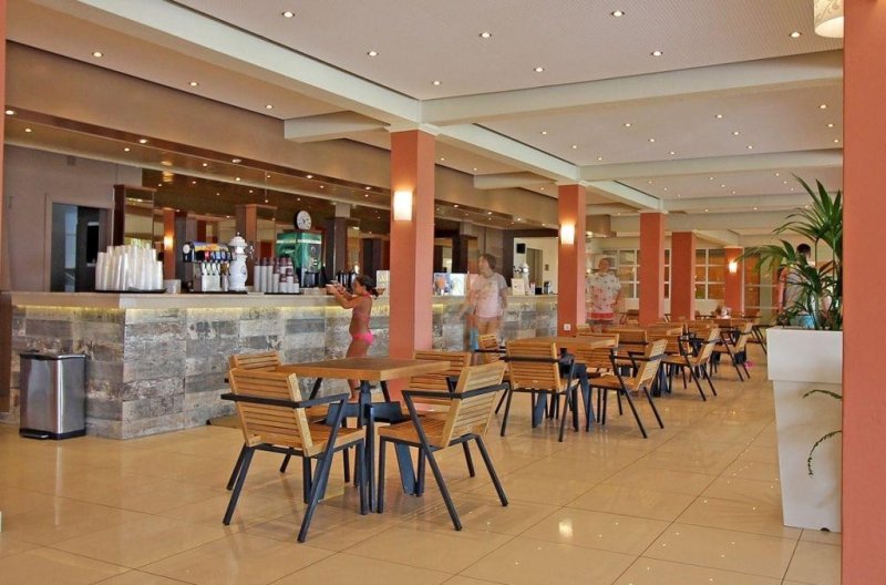 Korfu utazás Mitsis Messonghi