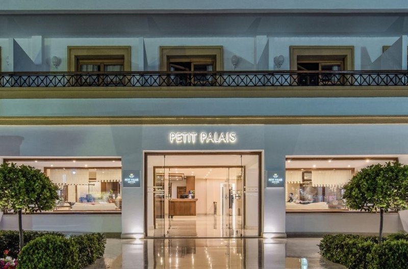 Rodosz utazás Mitsis Petit Palais 