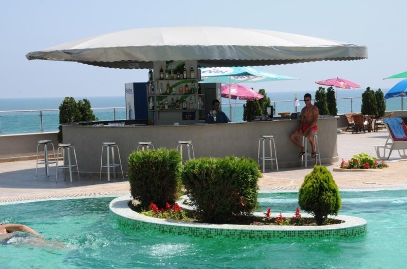 Neszebár utazás Mpm Arsena