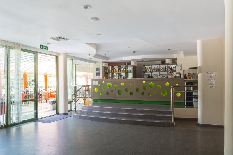 Napospart utazás Mpm Kalina Garden