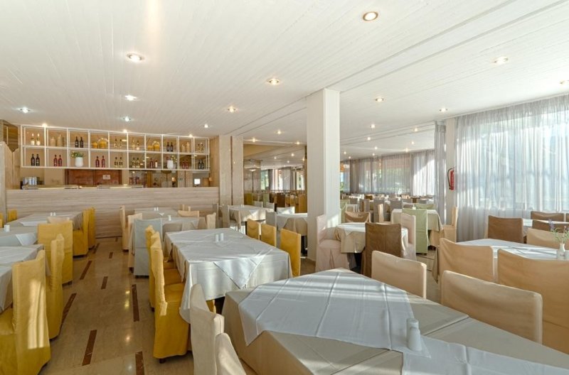 Korfu utazás Nafsika