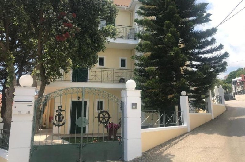 Kefalónia utazás Naftilos