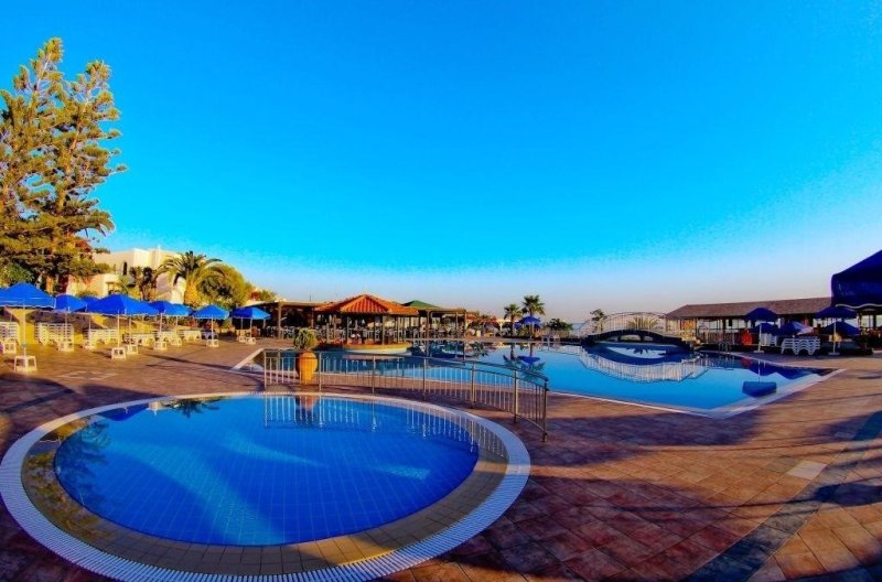 Kréta Hersonissos utazás Nana Golden Beach