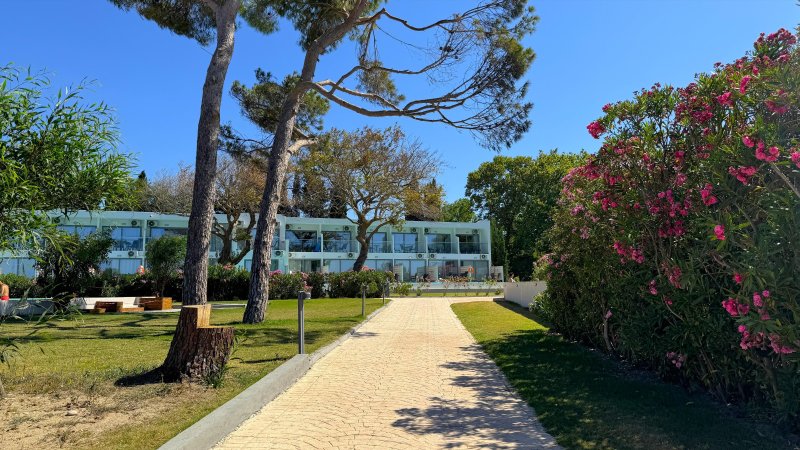 Lefkada-sziget utazás Ninos Grand Beach Hotel & Resort