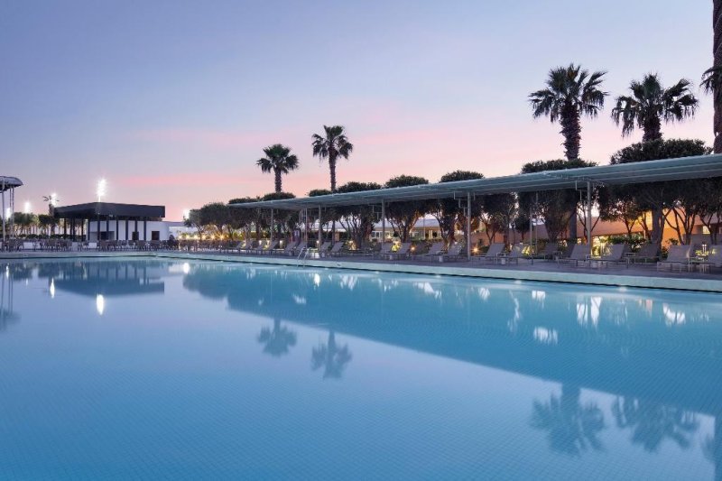 Antalya utazás Nirvana Cosmopolitan