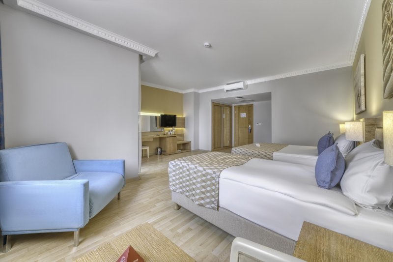 Side utazás Numa Club Side