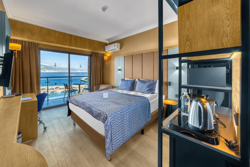 Alanya utazás Numa Port Hotel