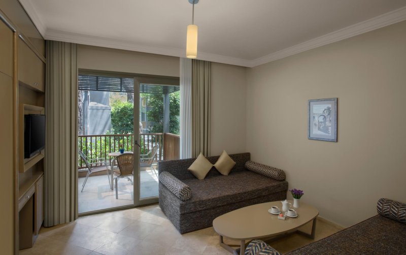 Kemer utazás Balmy Foresta