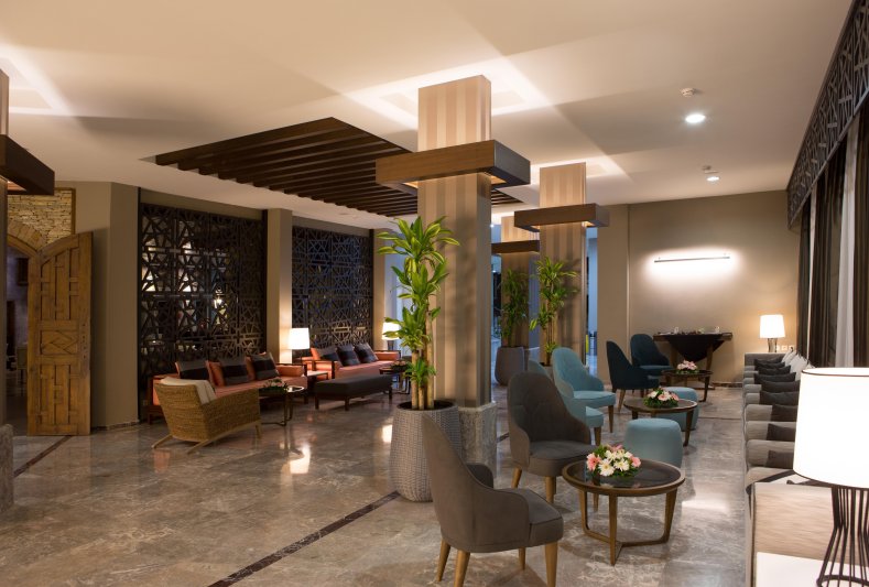 Kusadasi utazás Paloma Marina Suites