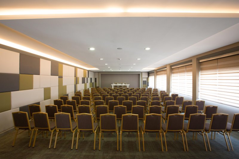 Kusadasi utazás Paloma Marina Suites