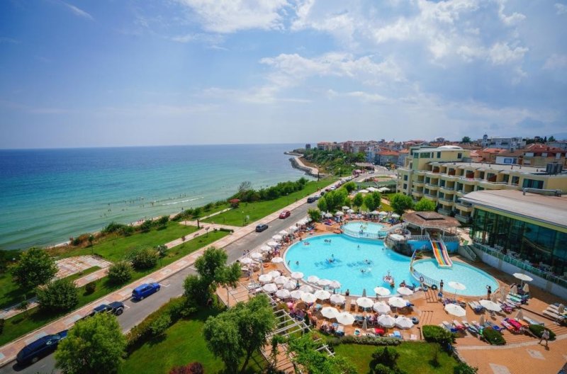 Napospart utazás Perla Beach