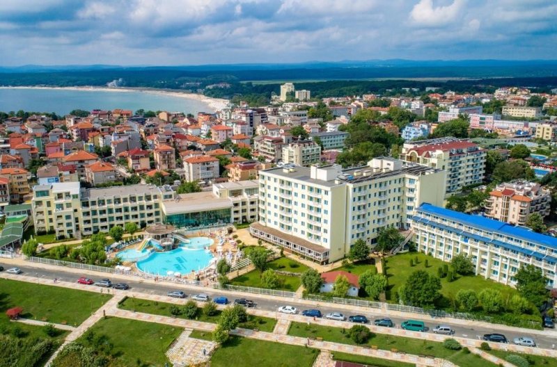 Napospart utazás Perla Beach