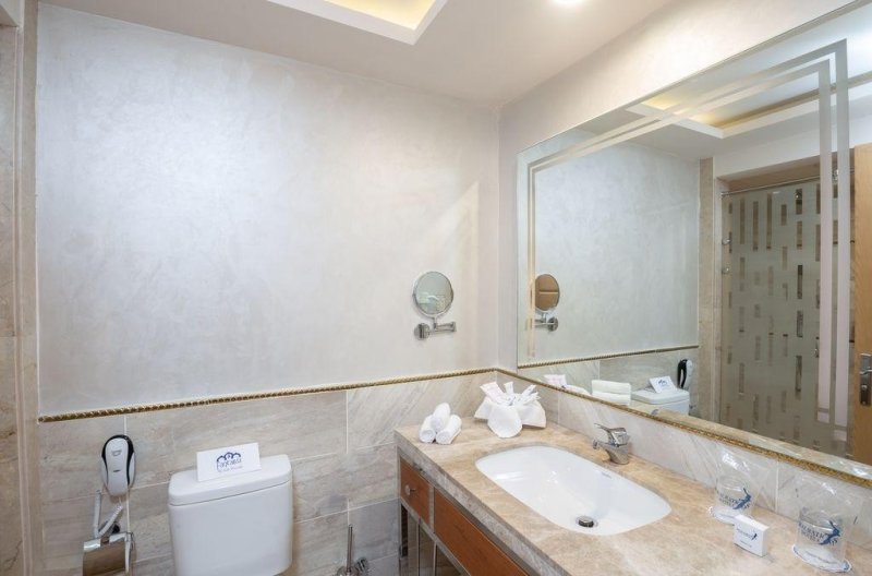 Hurghada utazás Pickalbatros Alf Leila Wa Leila By Neverland