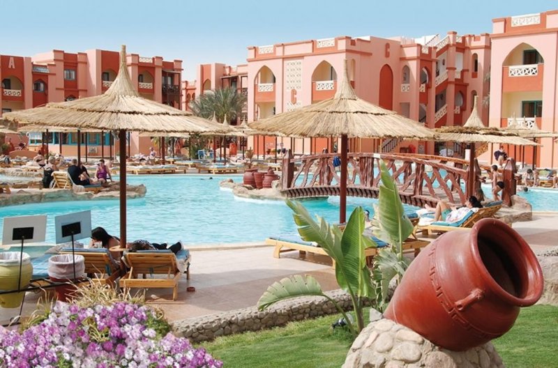 Hurghada utazás Pickalbatros Aqua Blu