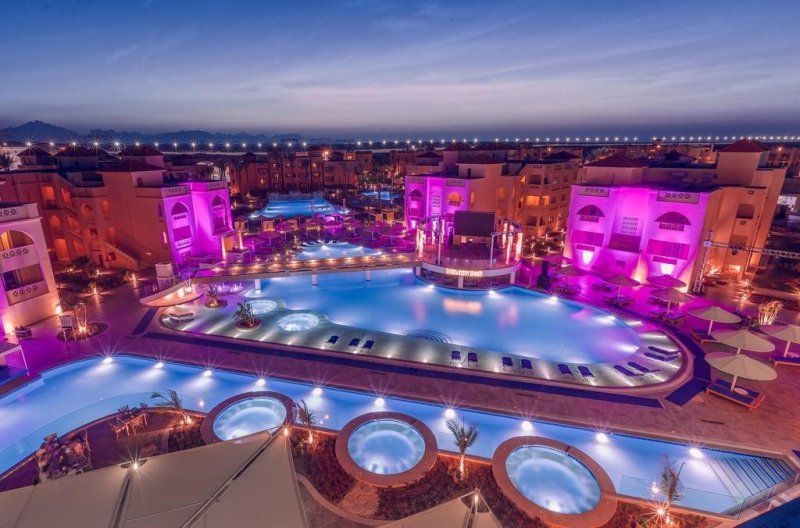 Hurghada utazás Pickalbatros Aqua Blu