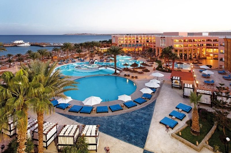 Hurghada utazás Pickalbatros Beach Albatros Resort