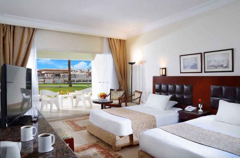 Hurghada utazás Pickalbatros Dana Beach Resort