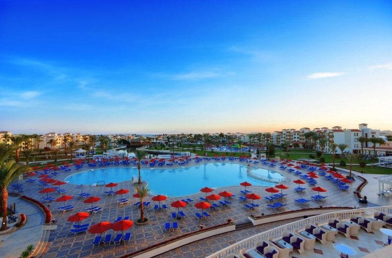 Hurghada utazás Pickalbatros Dana Beach Resort