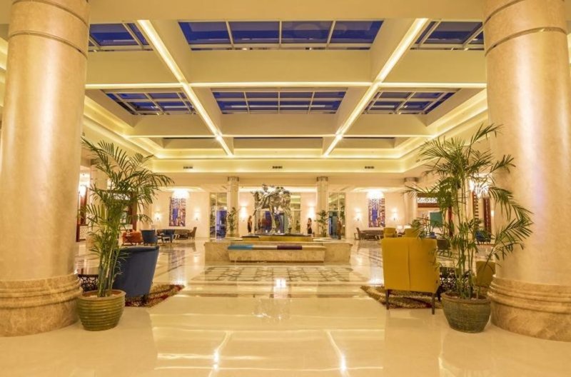 Hurghada utazás Pickalbatros White Beach Resort