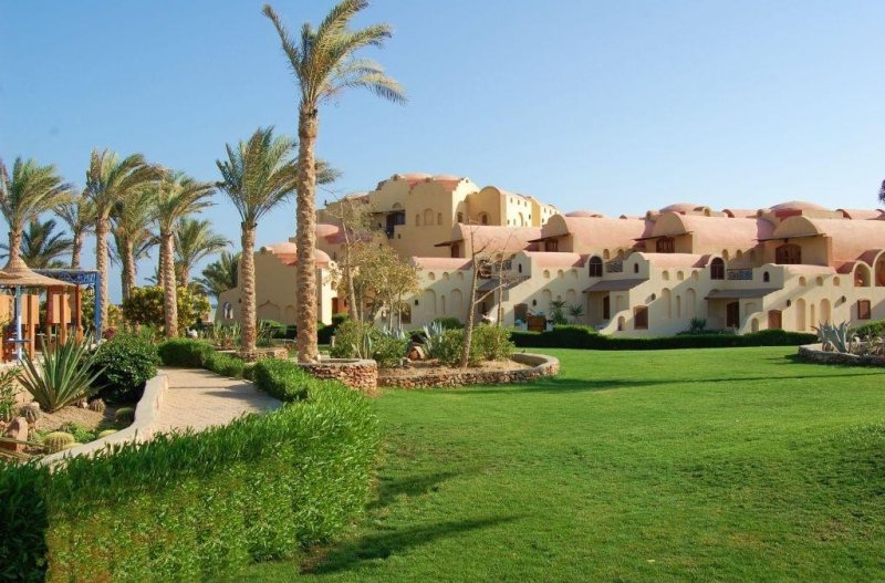 Marsa Alam utazás Protels Crystal Beach Resort
