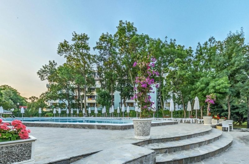 Napospart utazás Riva Park