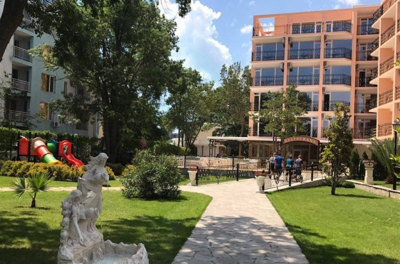 Napospart utazás Riva Park