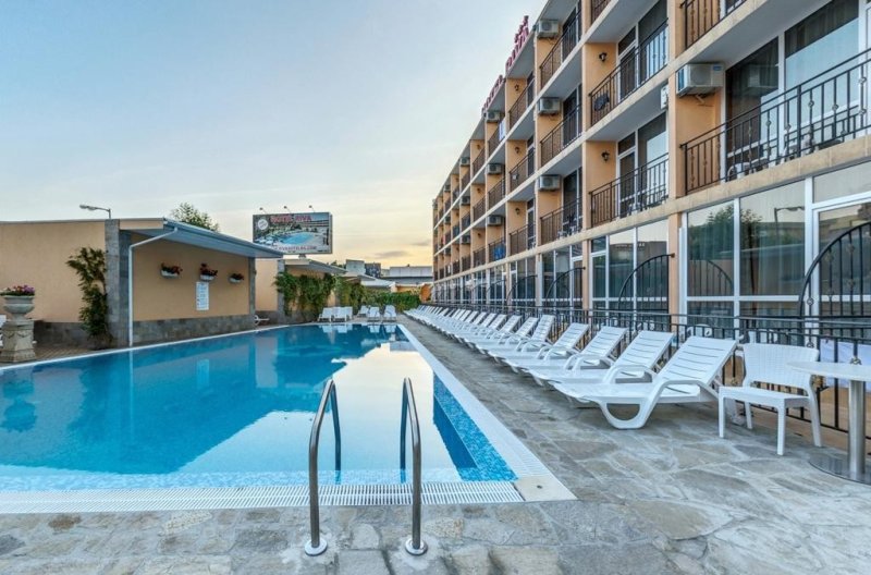 Napospart utazás Riva Park