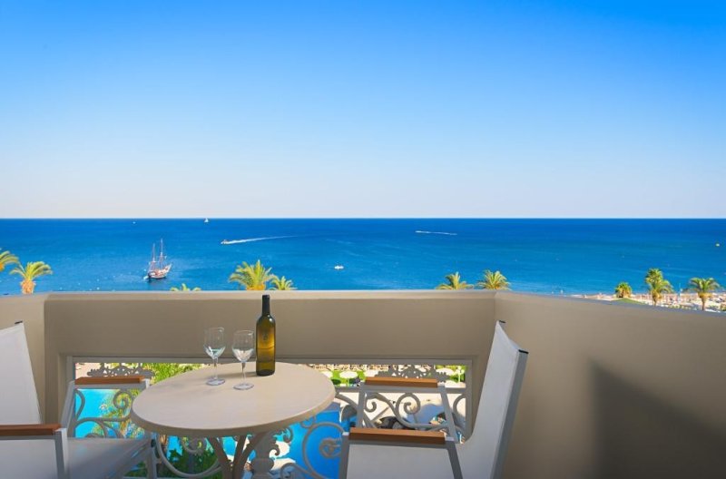 Rodosz Faliraki utazás Rodos Palladium