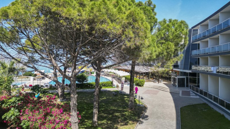 Kusadasi utazás Royal Beach Club