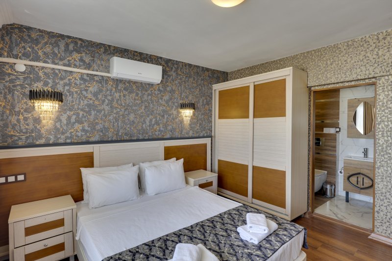 Kusadasi utazás Royal Beach Club