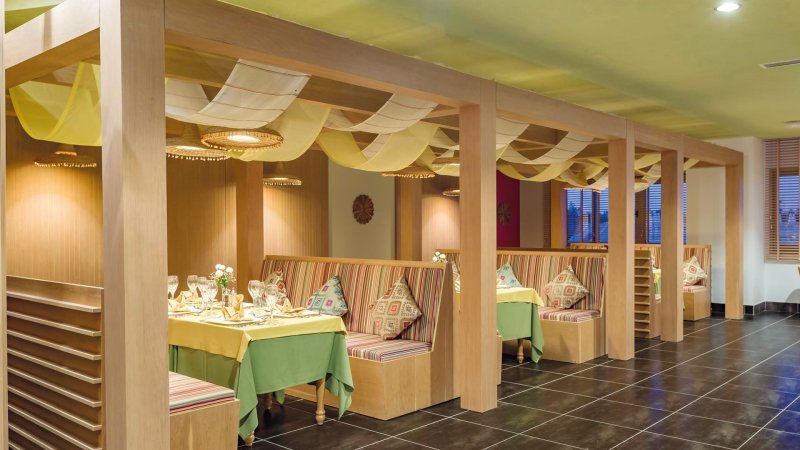 Side utazás Royal Taj Mahal