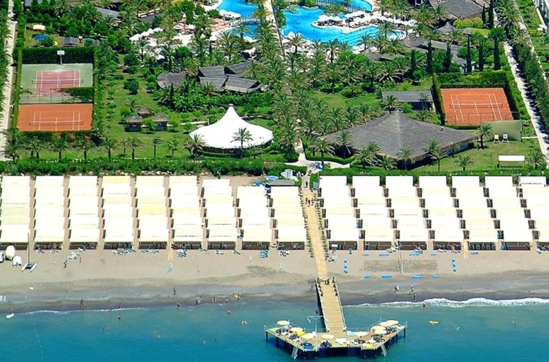 Antalya utazás Royal Wings