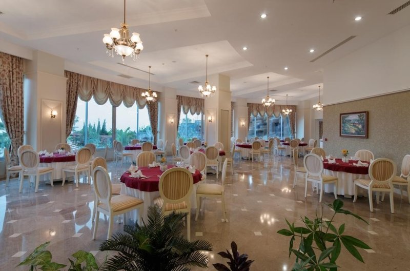 Alanya utazás Saphir Resort And Spa