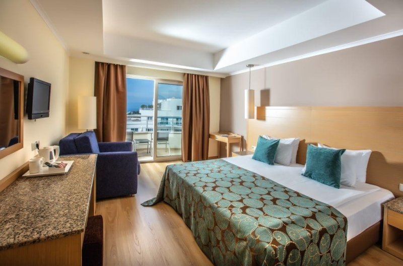 Kusadasi utazás Sealight Resort Hotel