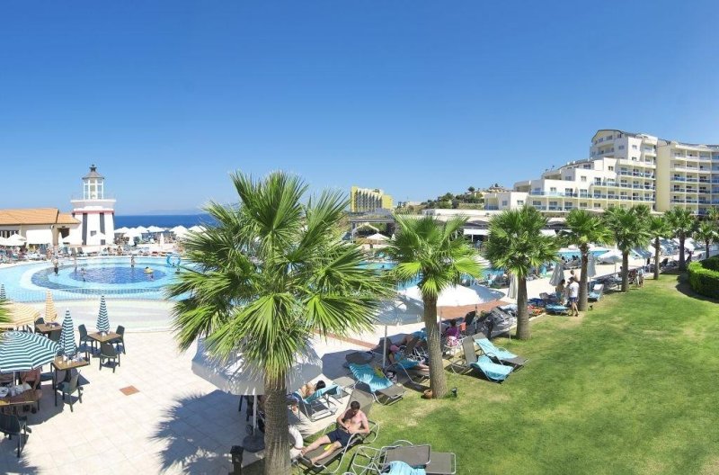Kusadasi utazás Sealight Resort Hotel