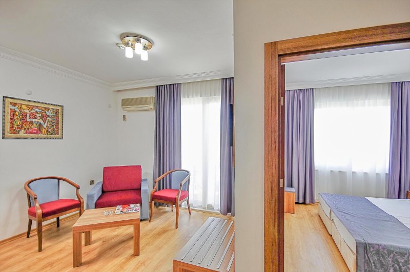 Alanya utazás Sealine Suite Hotel